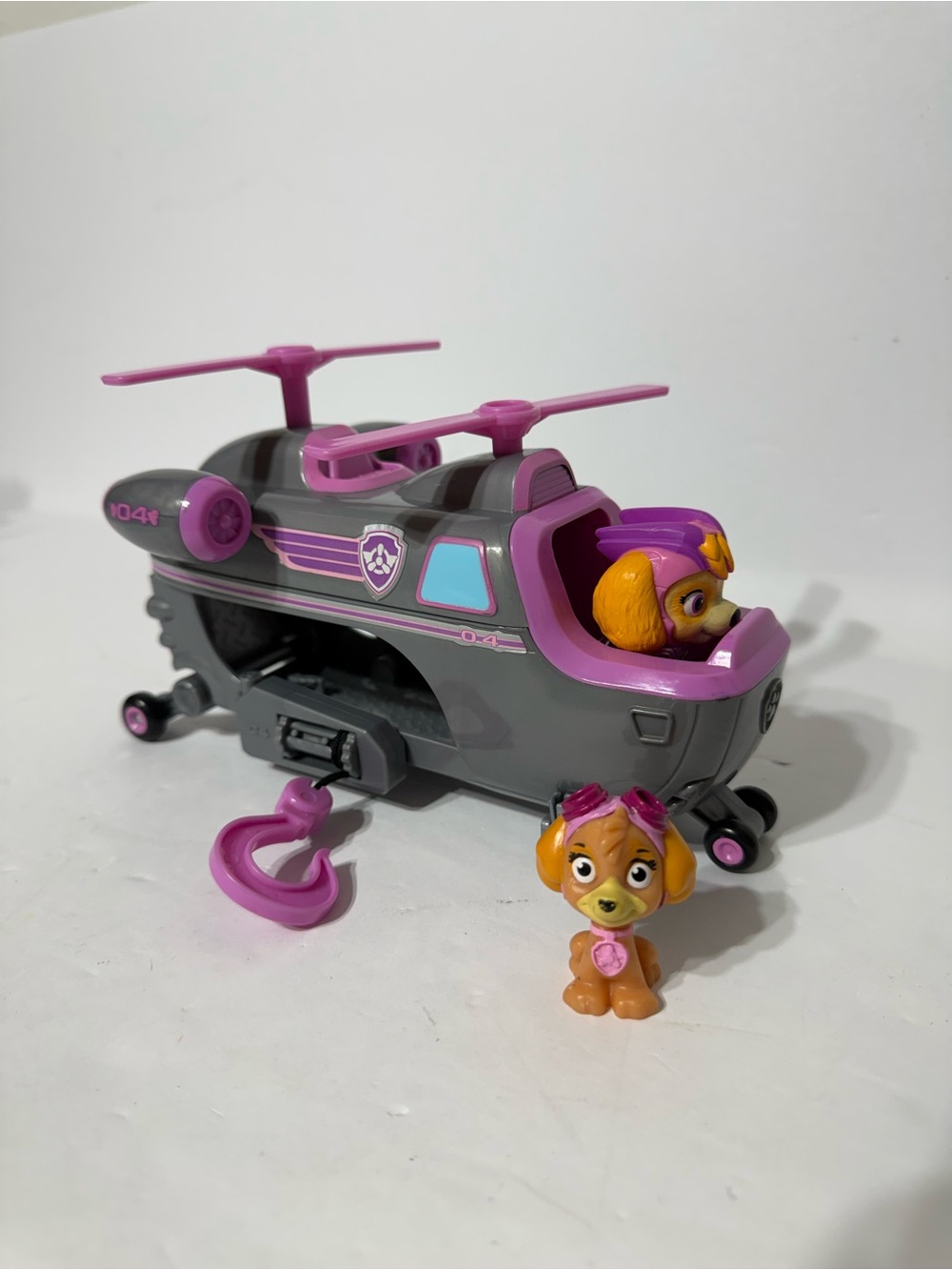 Paw Patrol Ultimate Rescue Skye Helicopter Vehicle w/ Skye Figure & Hook HTF